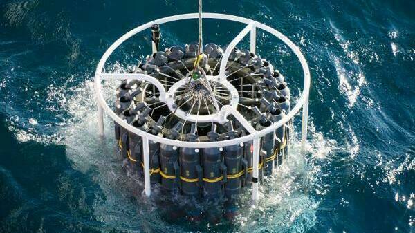 CTD launched from RV Tangaroa collection of water samples